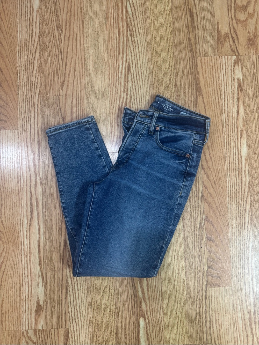 Old Navy Women's Medium Wash OG Straight High Waisted Jeans